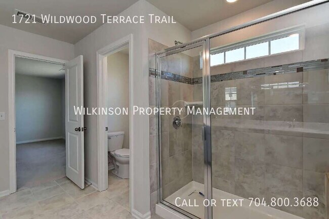 Building Photo - 1721 Wildwood Terrace Trl