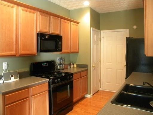 Building Photo - 431 Lantern Wood Dr