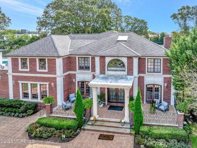 Building Photo - 13 Valley Forge Rd