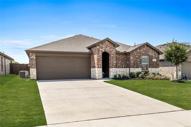 Building Photo - 904 Glover Dr
