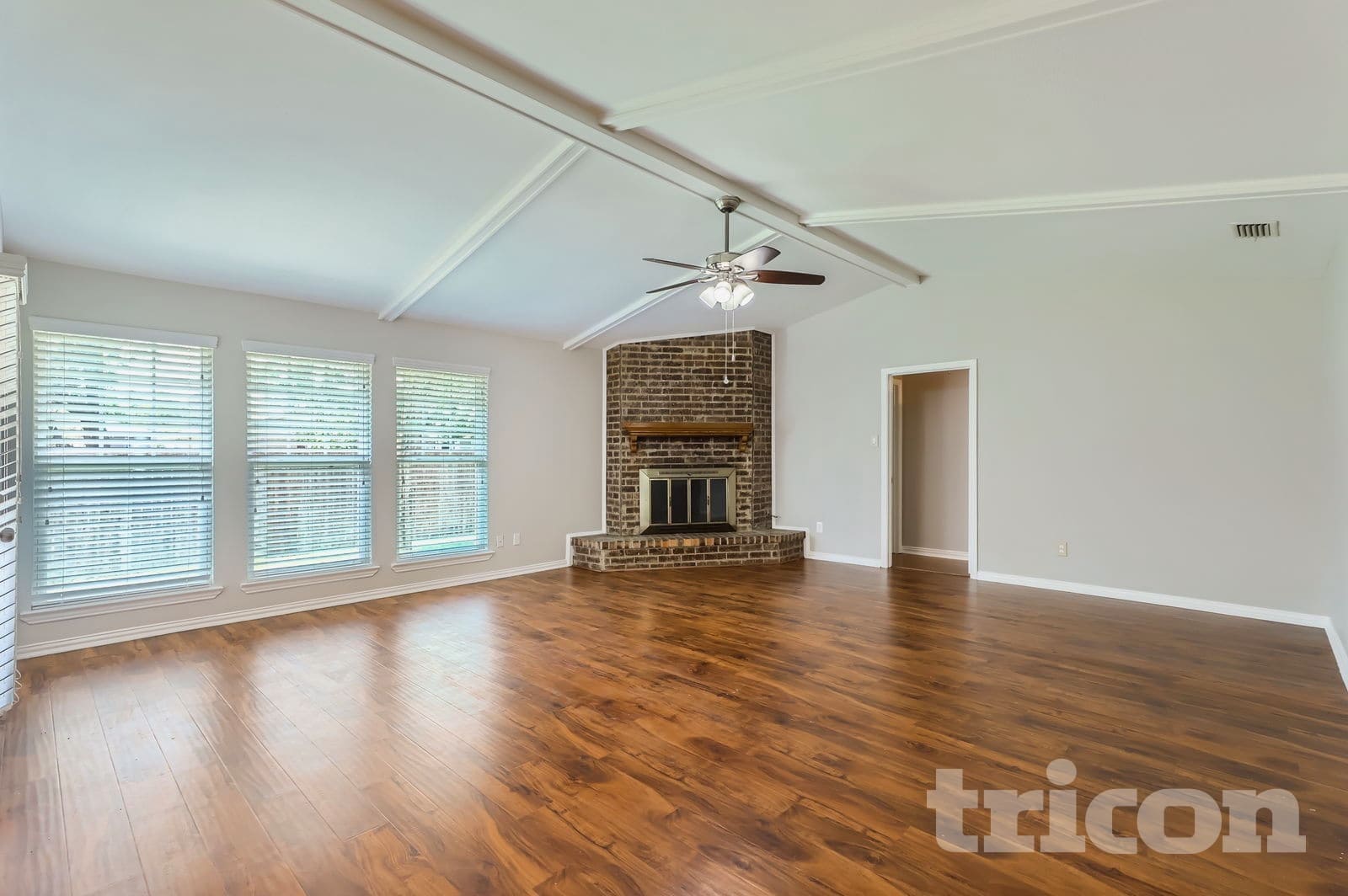 Building Photo - 2113 Tampico Dr