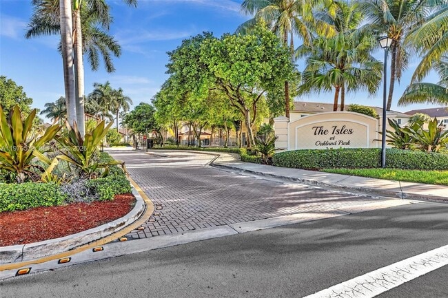 Building Photo - 3236 NW 31st Terrace