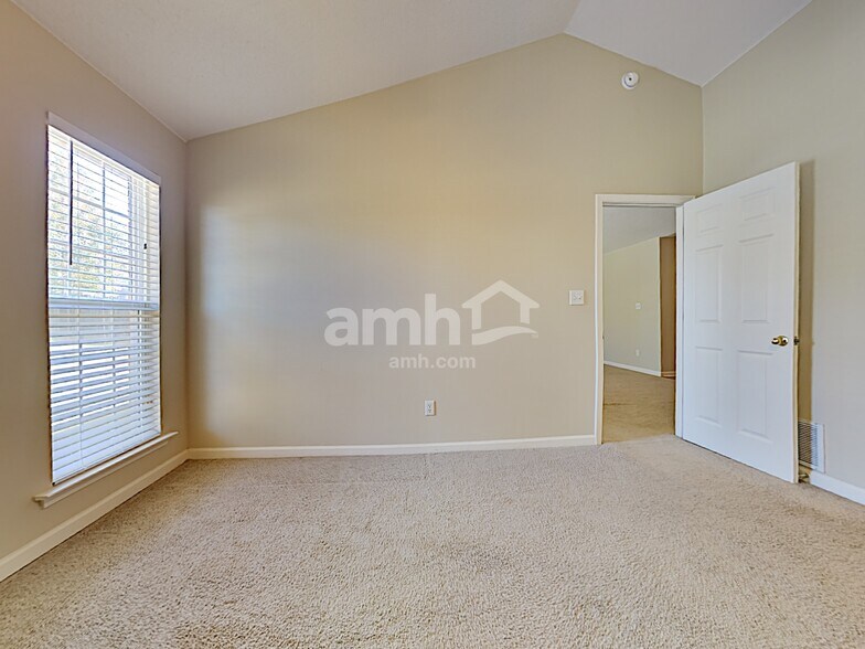 Building Photo - 5438 Milton Ridge Dr