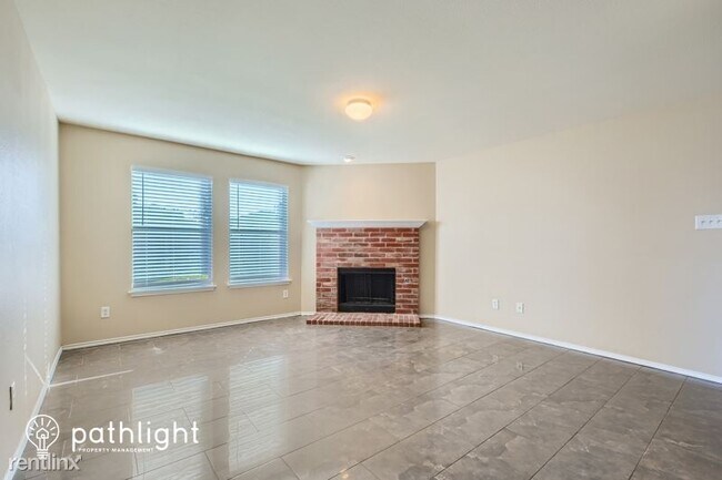 Building Photo - 2326 Manchester Lane UNIT