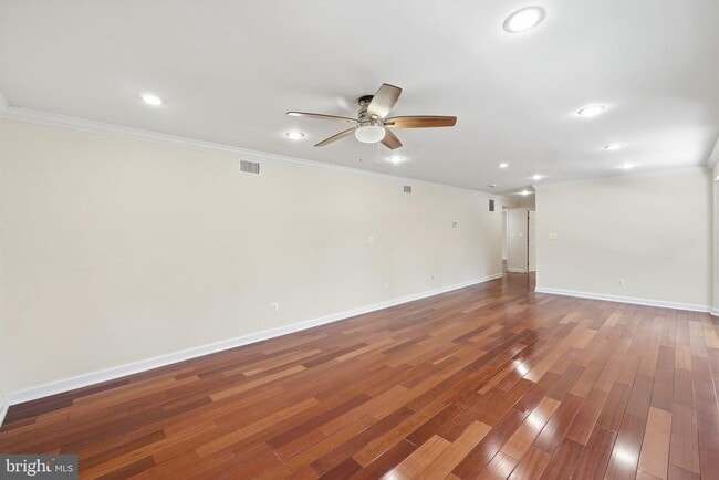 Building Photo - 5205 Brookeway Dr