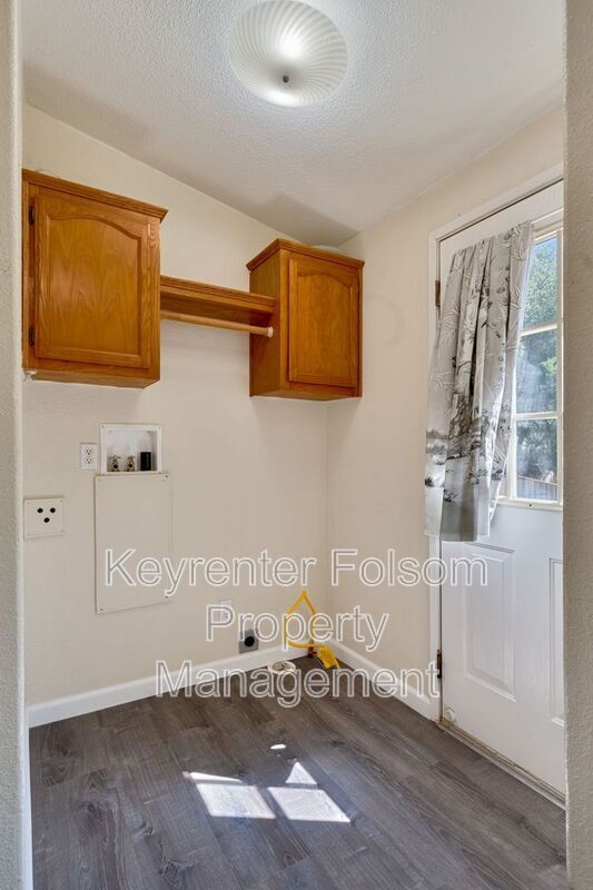Building Photo - 2541 Deer Brush Ln