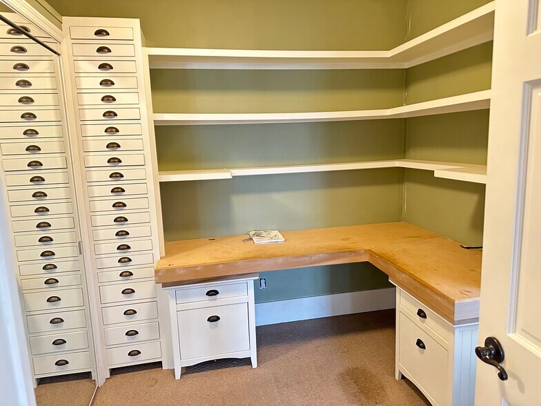 Office / Bedroom 2 - 18111 Grassy Branch Rd