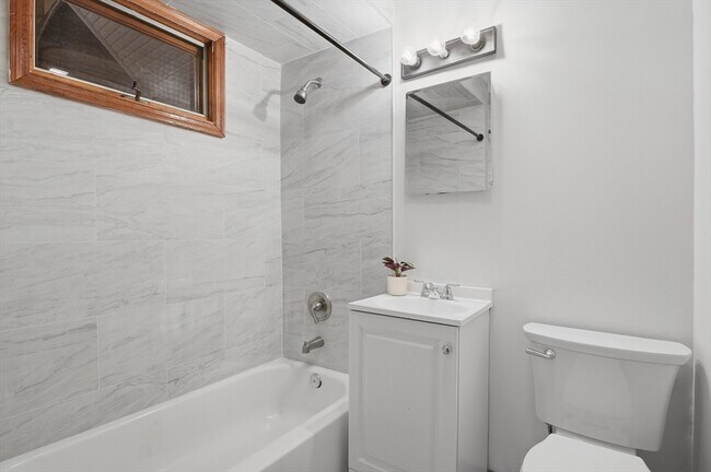 Building Photo - 34 King Philip Rd