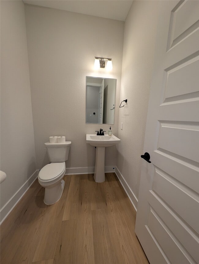 Building Photo - 13826 Arroyo Grande Dr