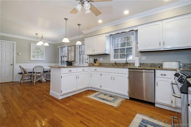 Building Photo - 59 Clinton Ave