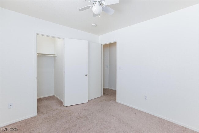 Building Photo - 109 La Suena Ct