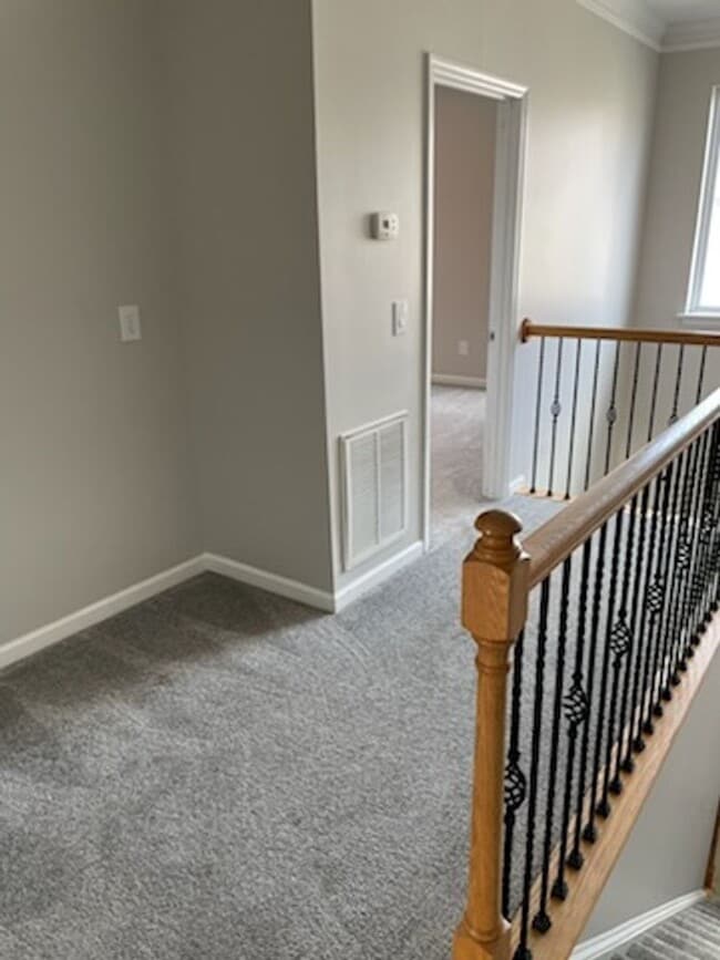 Building Photo - Emmyllie Ct- 130/132