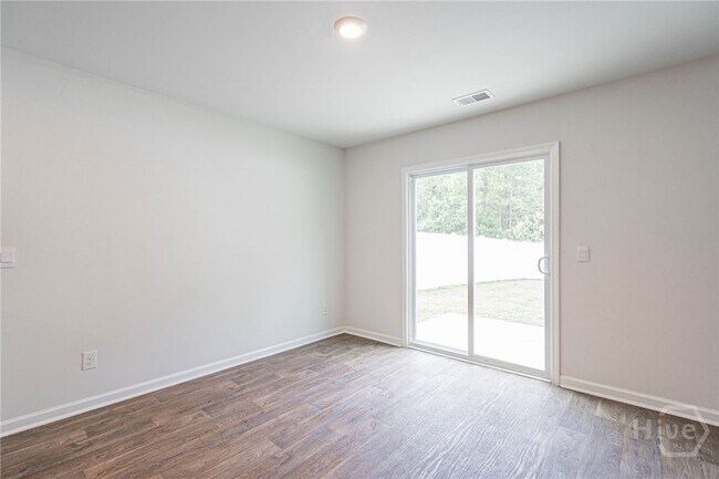 Building Photo - 1004 Bergamot Rd