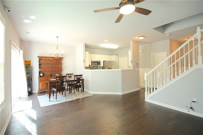 Building Photo - 1727 Tailmore Ln NW