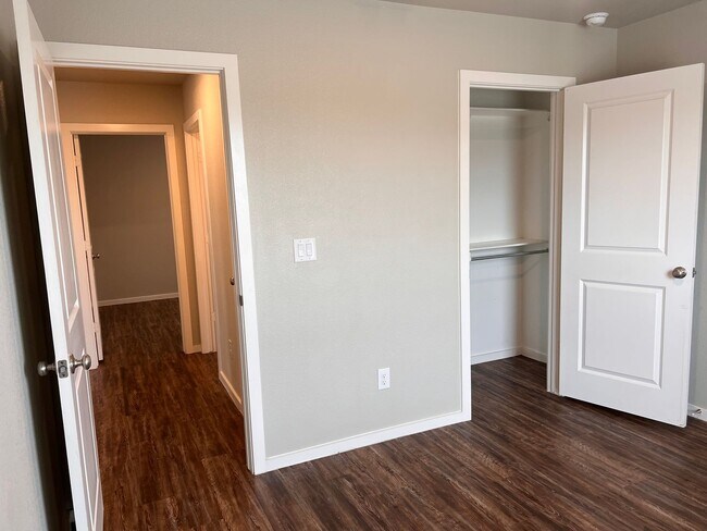 Building Photo - Available October 8th- in Upland West.