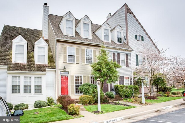 Building Photo - 12867 Mill House Ct