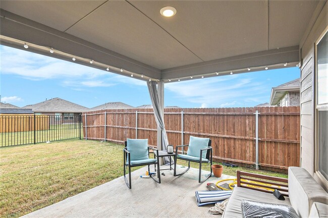 Building Photo - LOVELY HOME IN THE LIBERTY TRAILS ADDITION!