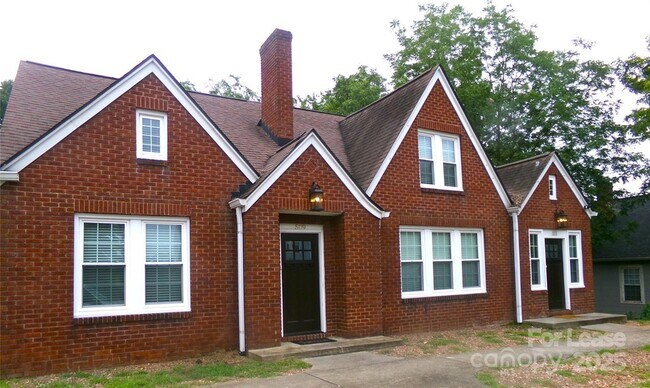 Primary Photo - 509 S 4th St