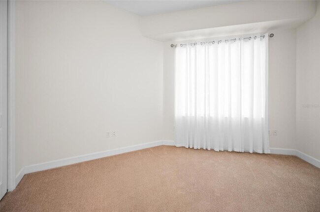 Building Photo - 1375 Beach Rd