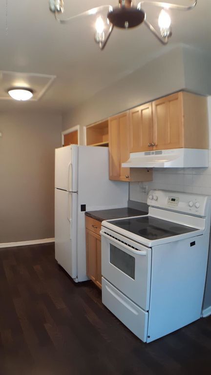 Building Photo - 726 Edgemont Blvd