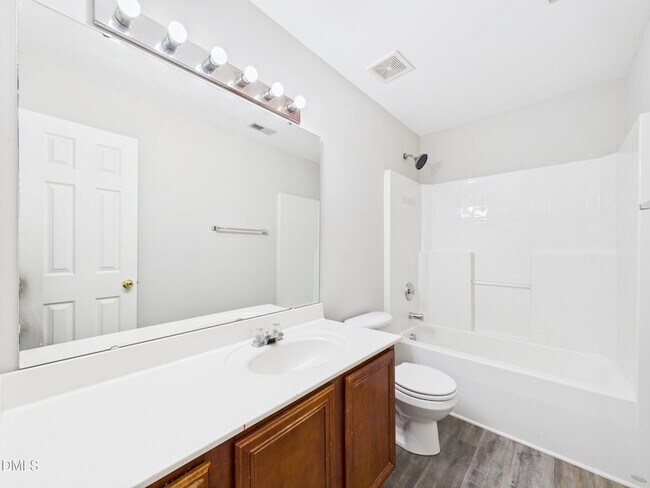 Building Photo - 302 Meeting Hall Dr