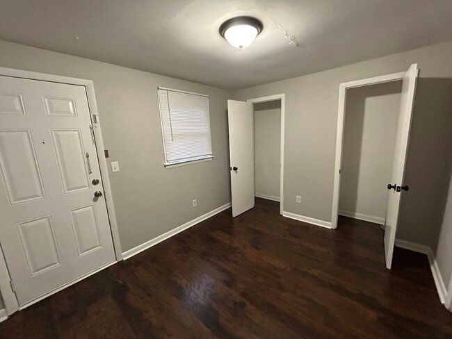 Building Photo - 3903 Newson Rd SW