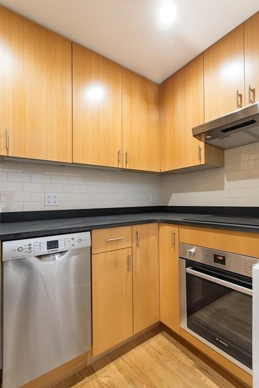 Building Photo - 107 N St