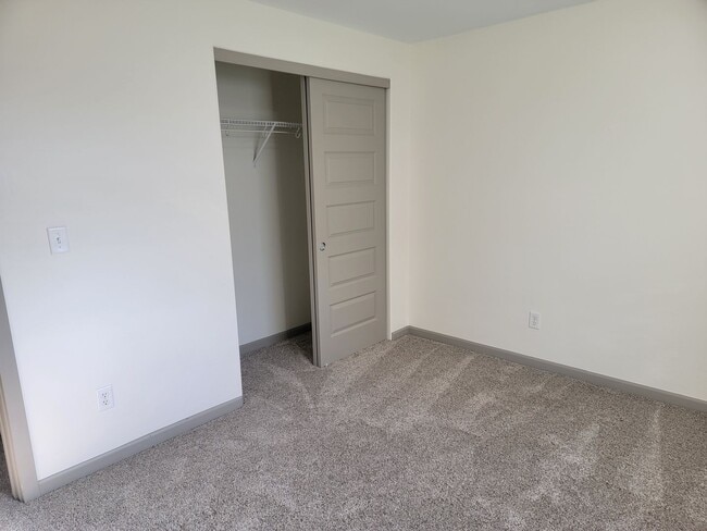 Building Photo - COMING SOON !!! 3 Bed 2 Bath 1500 Sq/Ft home just 10 minutes west of Spokane