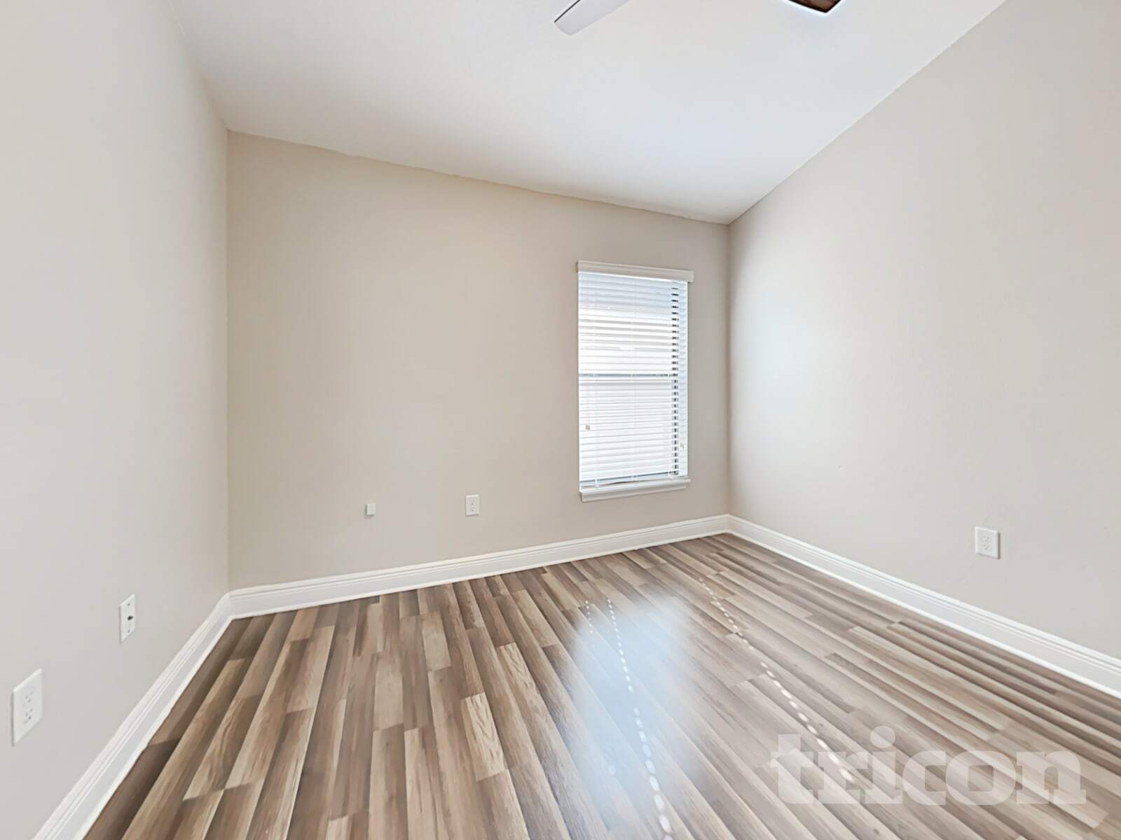 Building Photo - 10736 Standing Stone Dr