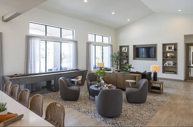 Building Photo - 10203 Karsten Rd