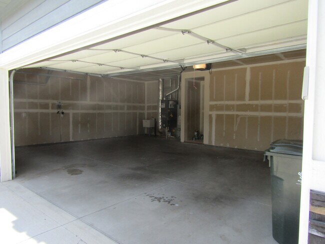 Building Photo - 5299 N Zamora Way