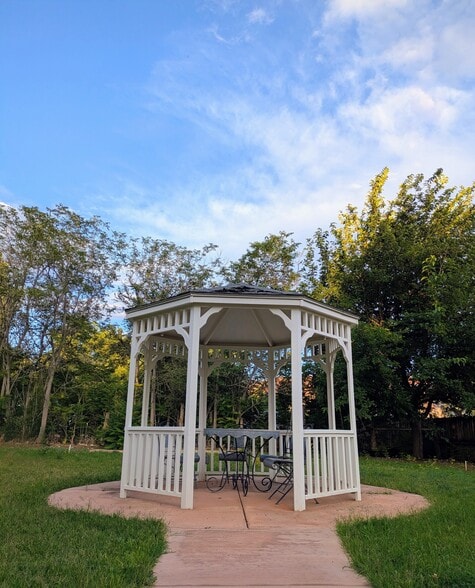 Building Photo - 250 N 100 W