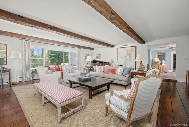 Building Photo - 74 Melville Rd