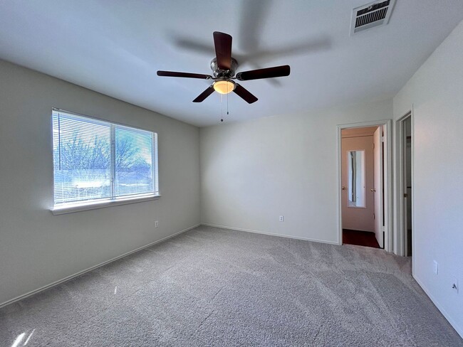 Building Photo - 9703 Nightjar Dr