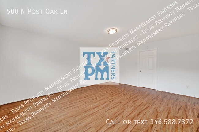 Building Photo - 500 N Post Oak Ln