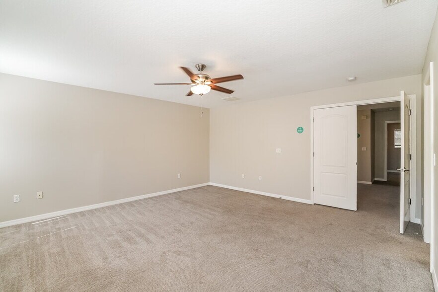 Building Photo - 9251 Wellstone Dr