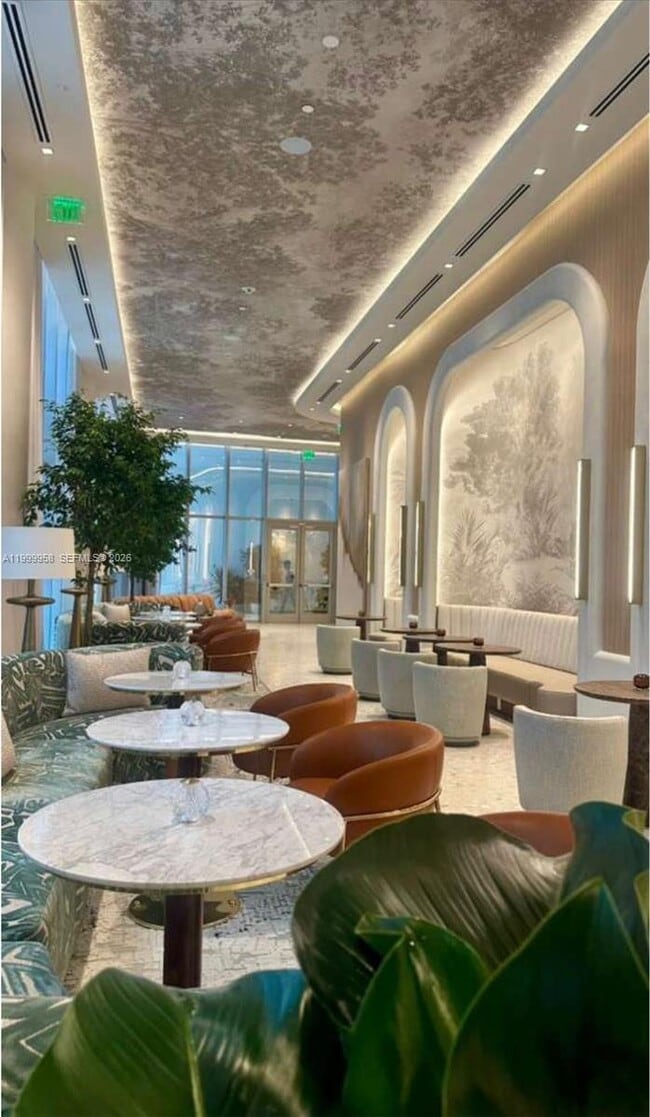 Building Photo - 77 SE 5th St