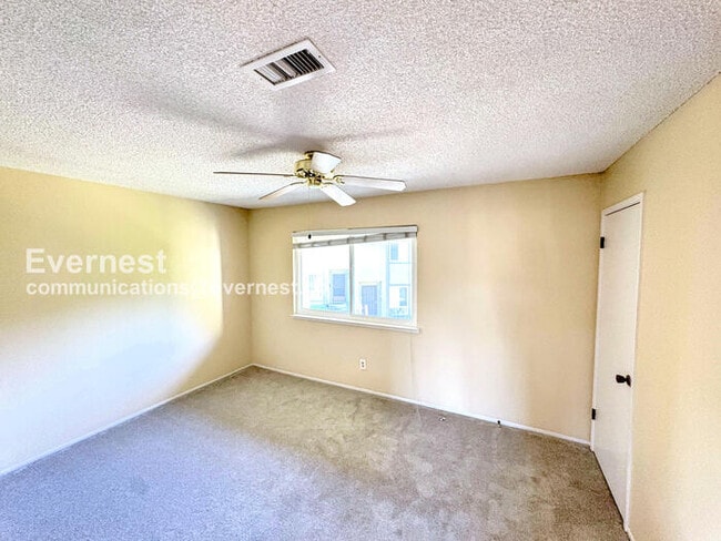 Building Photo - 1844 Tesoro Ct