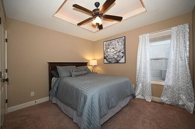 Building Photo - Beautiful 4 Bedroom, 3 Bath, Single Family...