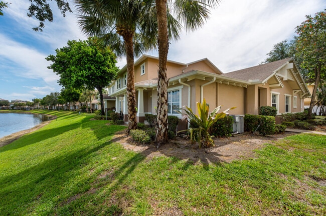 Building Photo - 555 Pacific Grove Dr
