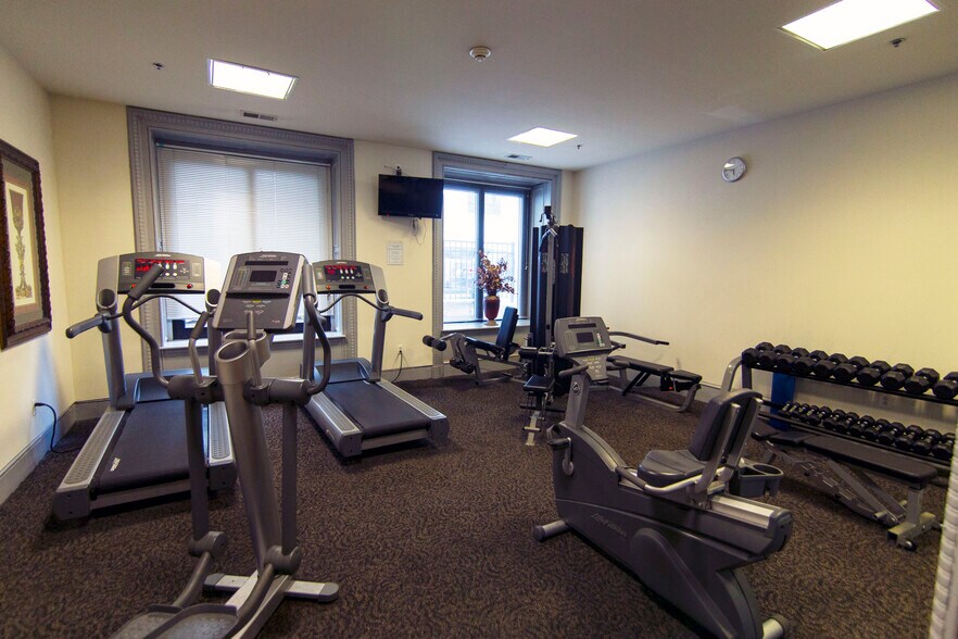 Fitness Center - 1011 Chestnut Street
