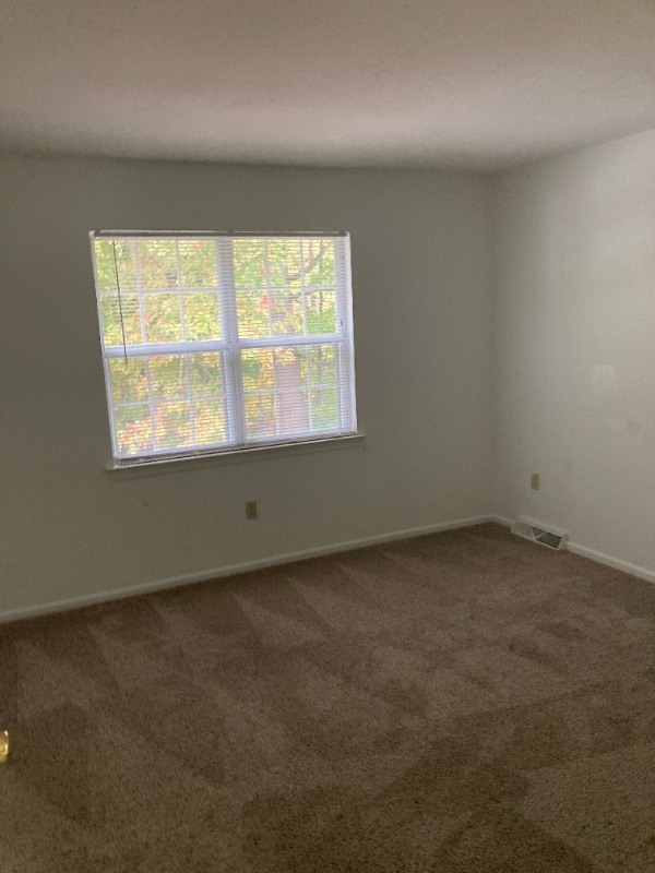 Building Photo - 125 Stoney Dr