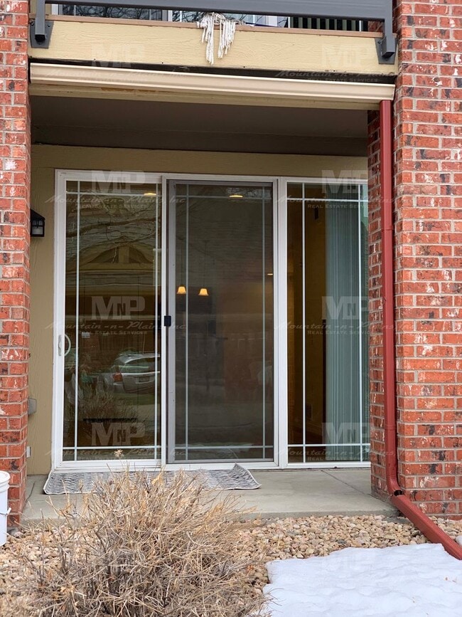 Building Photo - 2133 Krisron Rd