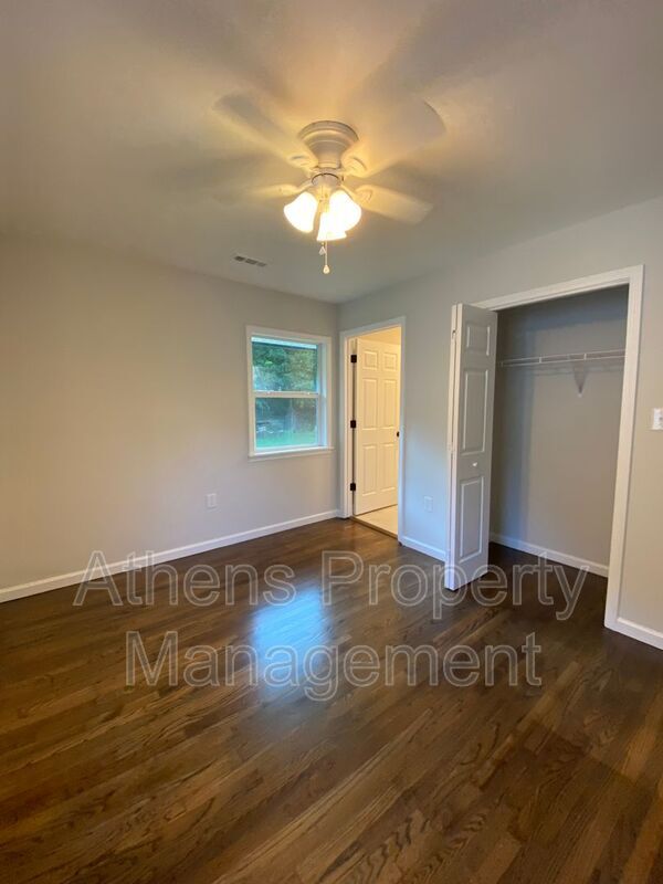 Building Photo - 255 Bailey St