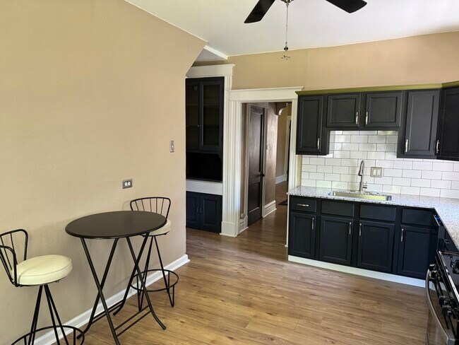 Building Photo - 3331 Lemp Ave