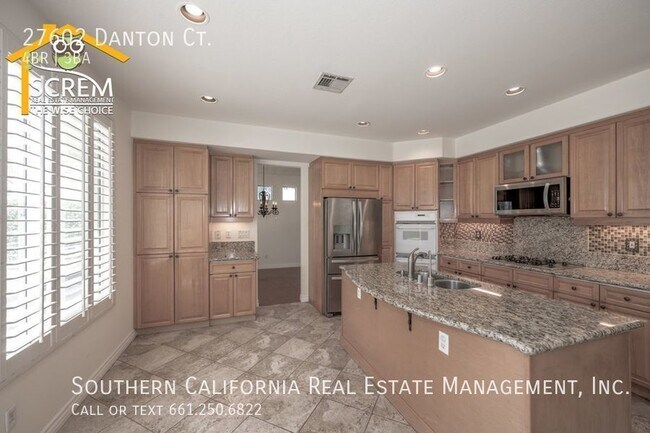 Building Photo - Four Bedroom Home with a View and a Loft i...