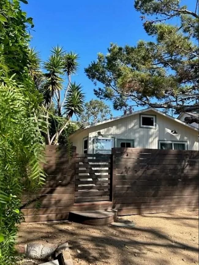 Building Photo - 27353 Pacific Coast Hwy