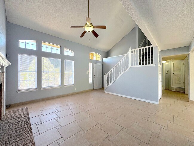 Building Photo - West El Paso 4 Bed/2Bath