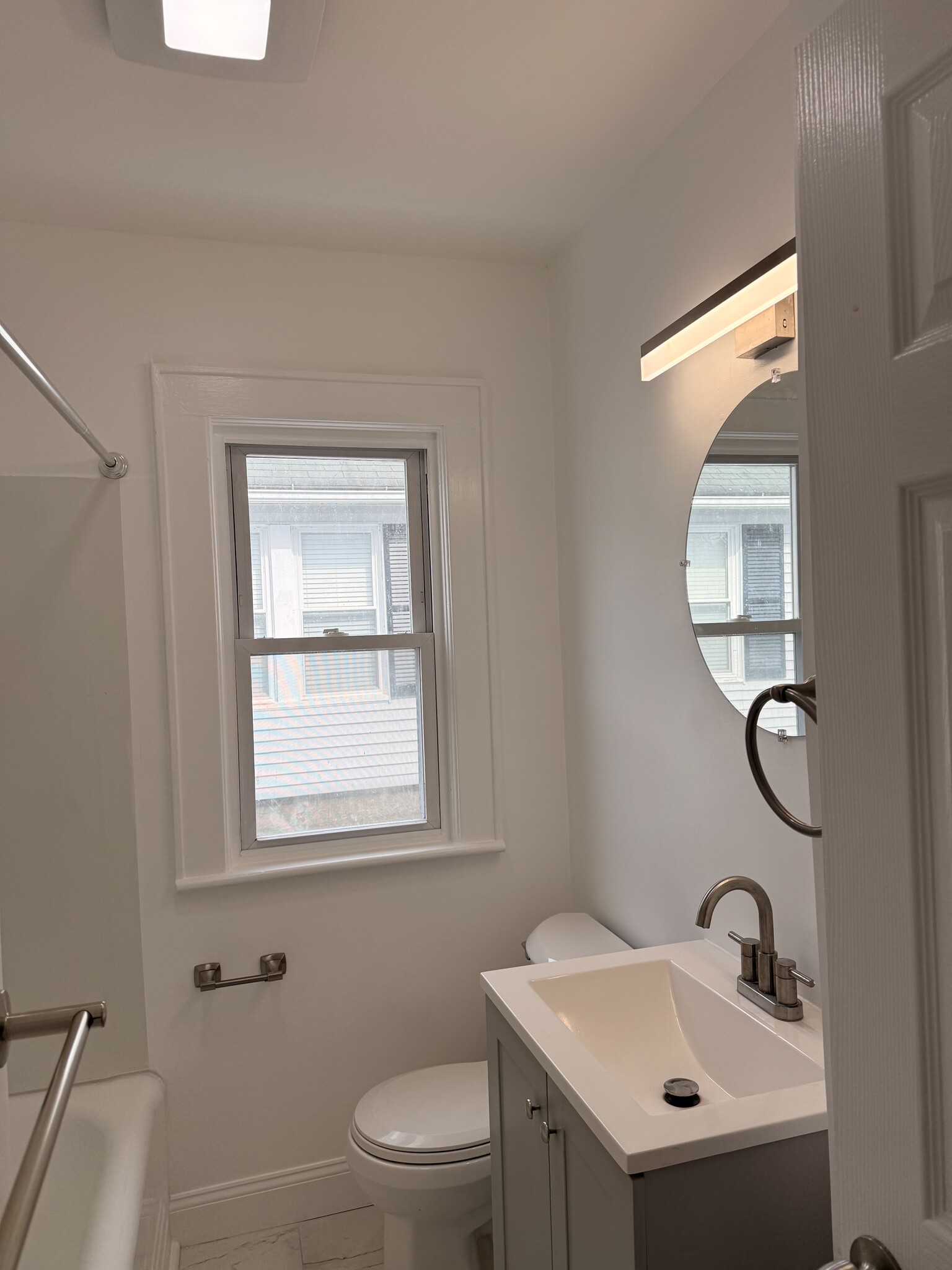 Building Photo - 30 Clark St