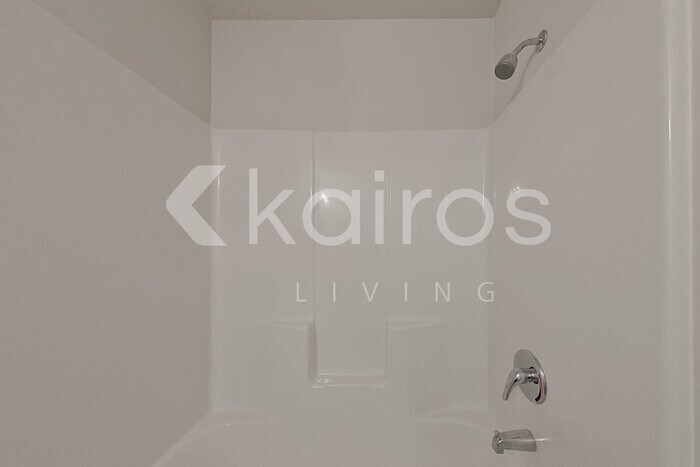 Building Photo - 114 Tybo Dr